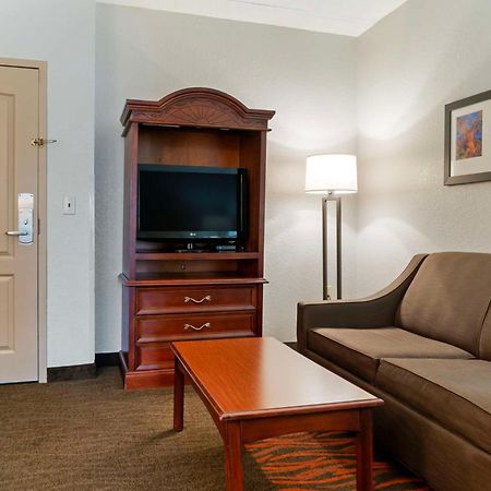 Best Western Executive Inn & Suites Grand Rapids Buitenkant foto