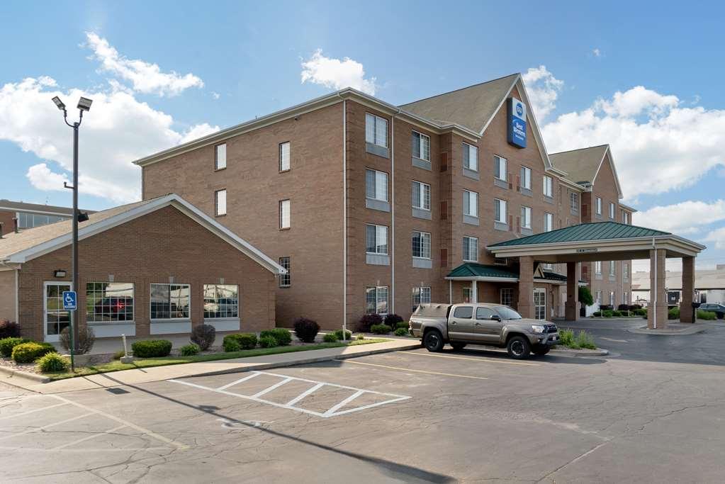 Best Western Executive Inn & Suites Grand Rapids Buitenkant foto