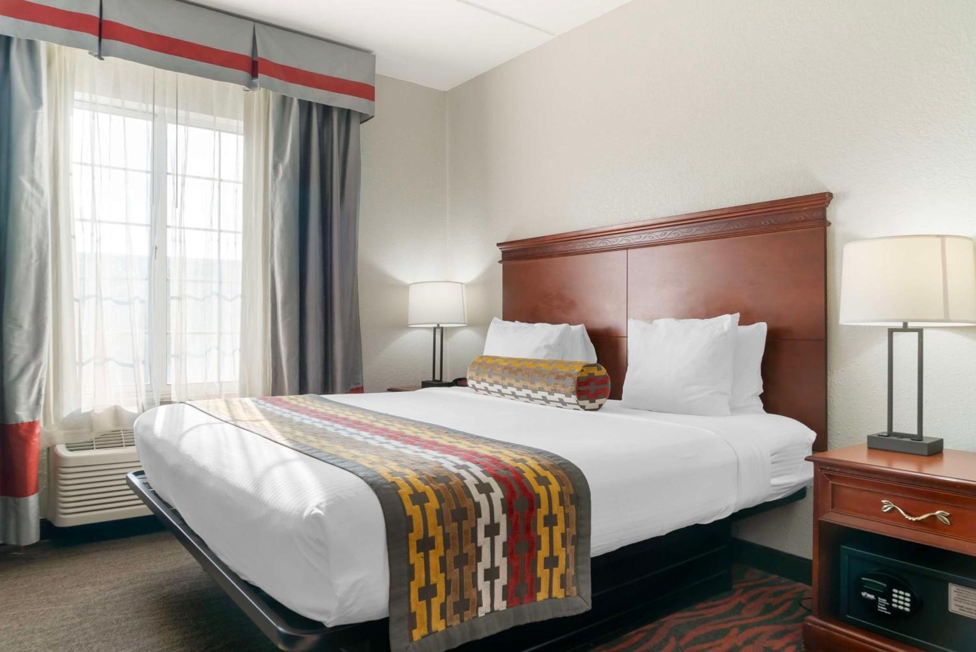 Best Western Executive Inn & Suites Grand Rapids Buitenkant foto