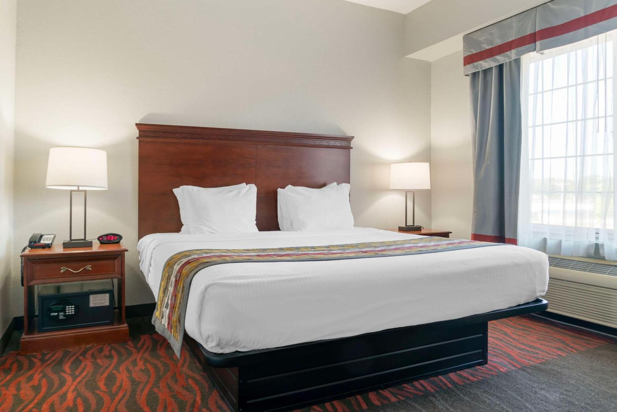 Best Western Executive Inn & Suites Grand Rapids Buitenkant foto