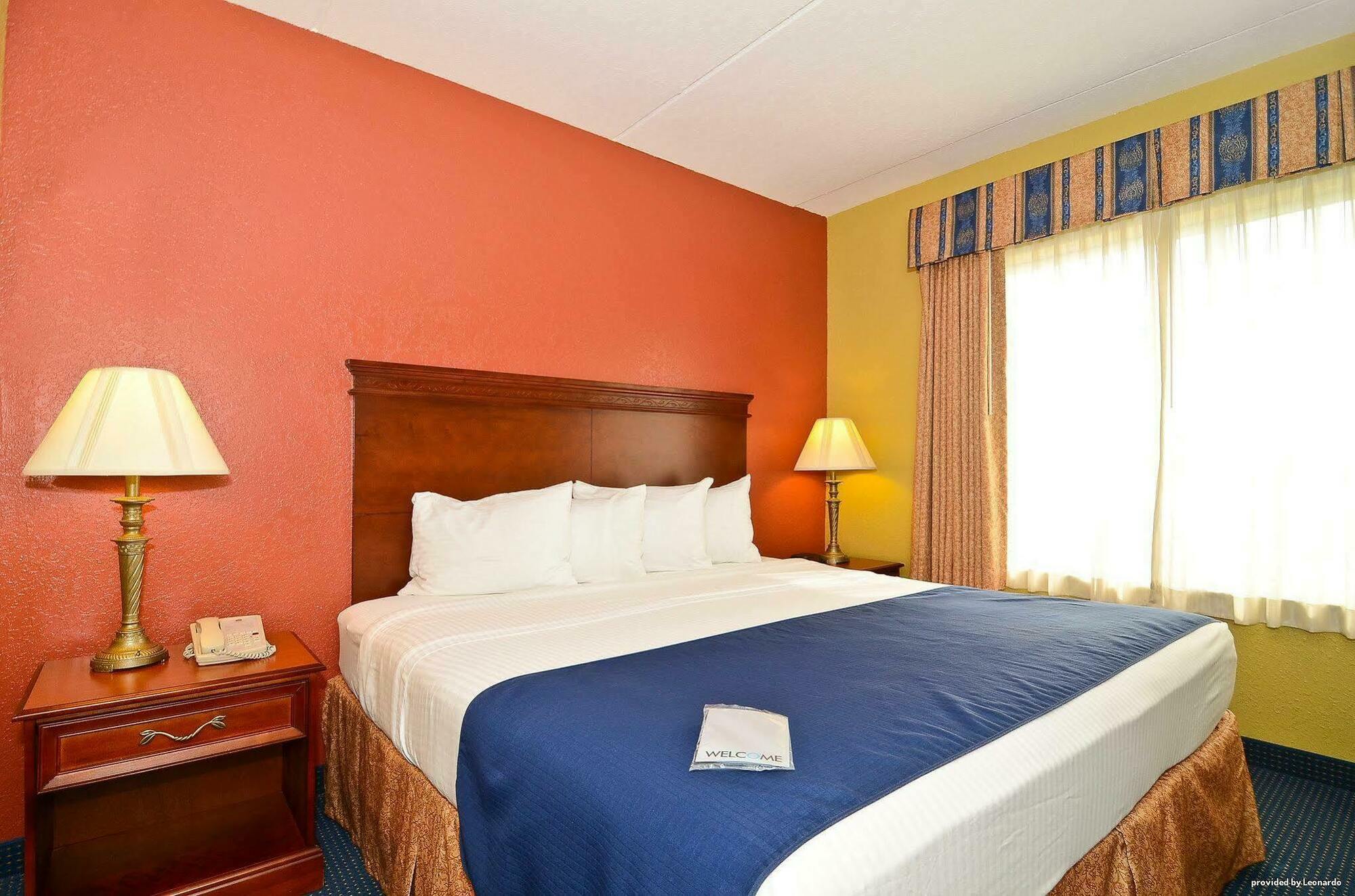 Best Western Executive Inn & Suites Grand Rapids Buitenkant foto